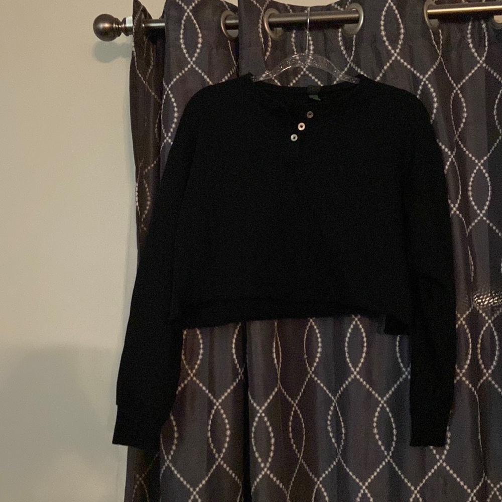 Women’s cropped sweatshirt! - Picture 1 of 5